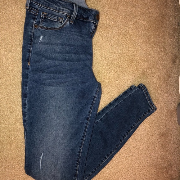 Old Navy Denim - Old Navy Rockstar Super Skinny Jeans Old Navy Denim - Old Navy Rockstar Super Skinny Jeans